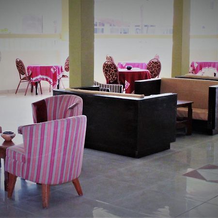 Badala Park Hotel コツ エクステリア 写真