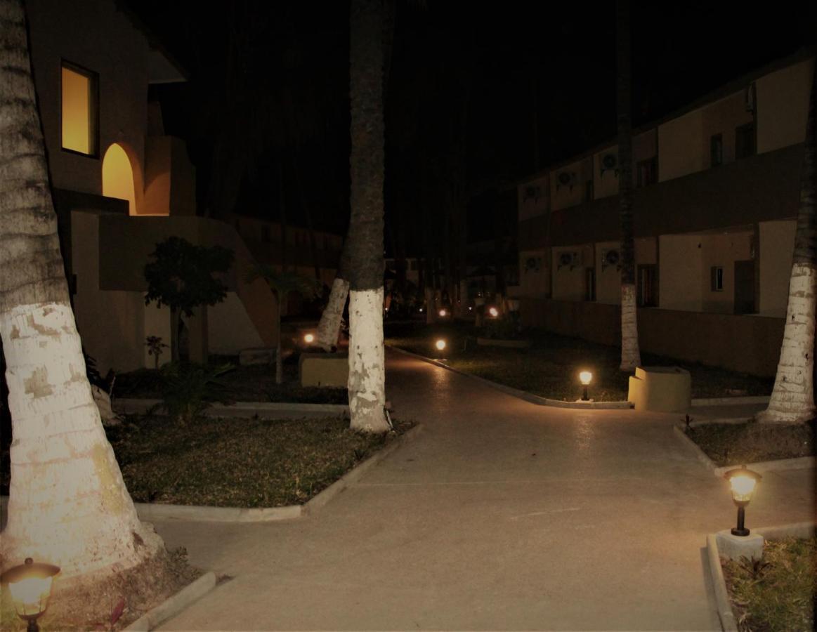 Badala Park Hotel コツ エクステリア 写真